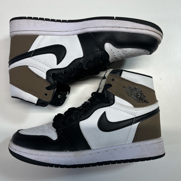 Jordan 1 Retro OG High Dark Mocha Shoes Women’s Size 5.5 - Picture 5 of 12